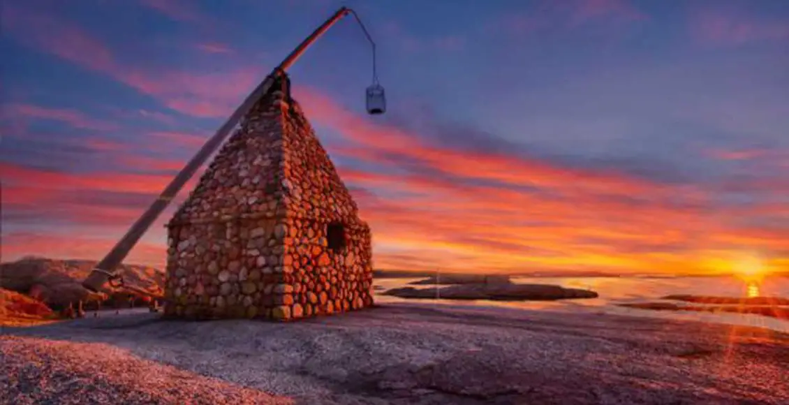 16 Photographs Of Fairy Tale Architecture And Beauty From Norway