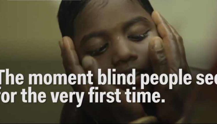 Blind People See For The First Time