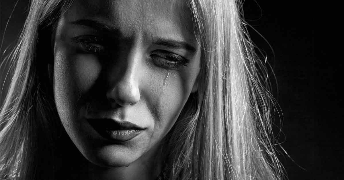 30 Subtle Signs of Emotional Abuse That Might Wreck Your Life