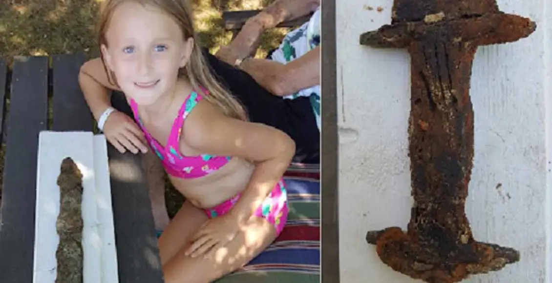 A Little Girl Finds a 1500-Year-Old Sword In Lake Vidöstern In Sweden