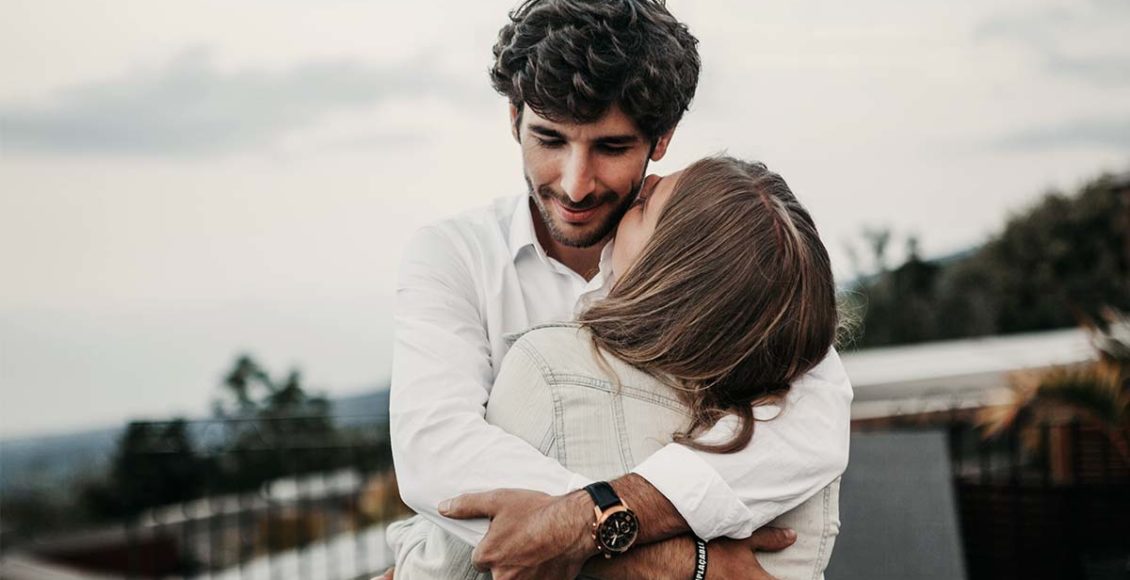 If your woman does any of these 7 things, she's a real keeper