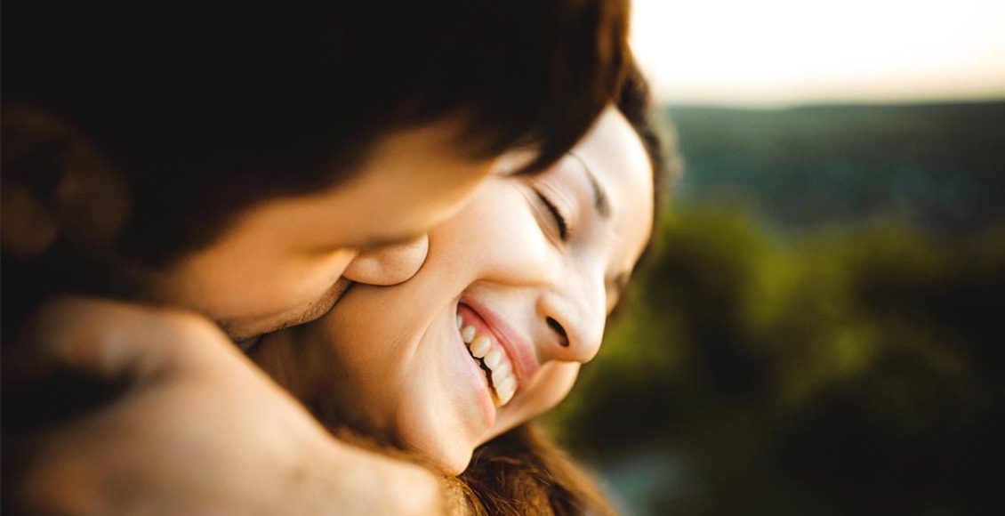 8 Unmistakable signs your man is ready to commit