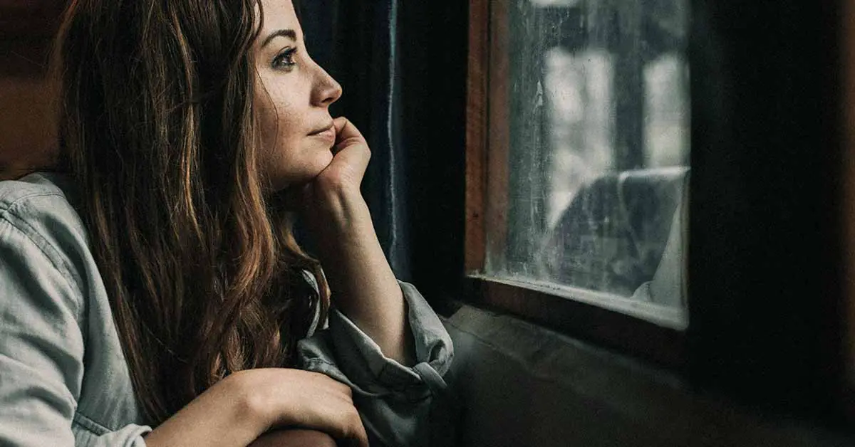 5 reasons why loners are the most compassionate and loyal friends