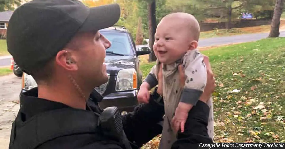 Hero officer responds to call before ambulance and saves choking baby