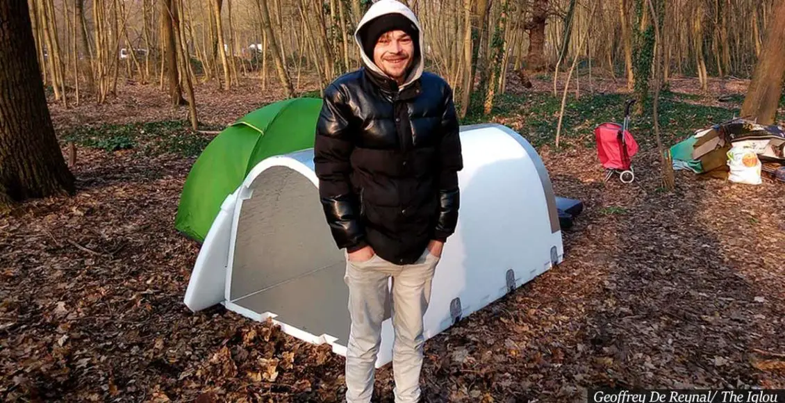 Man Invents Heat Retaining Shelters For Homeless To Keep Them From Freezing To Death In The Winter