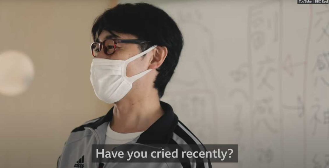 Japanese 'tear teacher' is teaching people the health benefits of crying