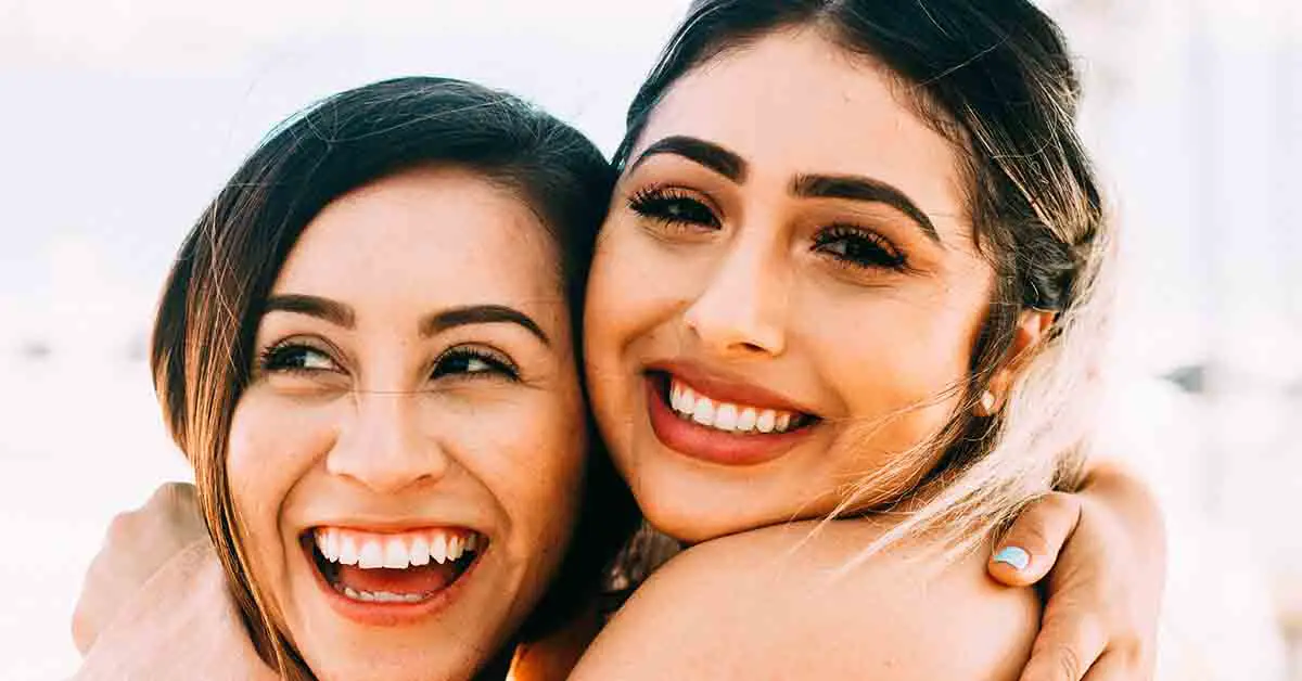 Low-maintenance friendships are the best! Here are 9 reasons why