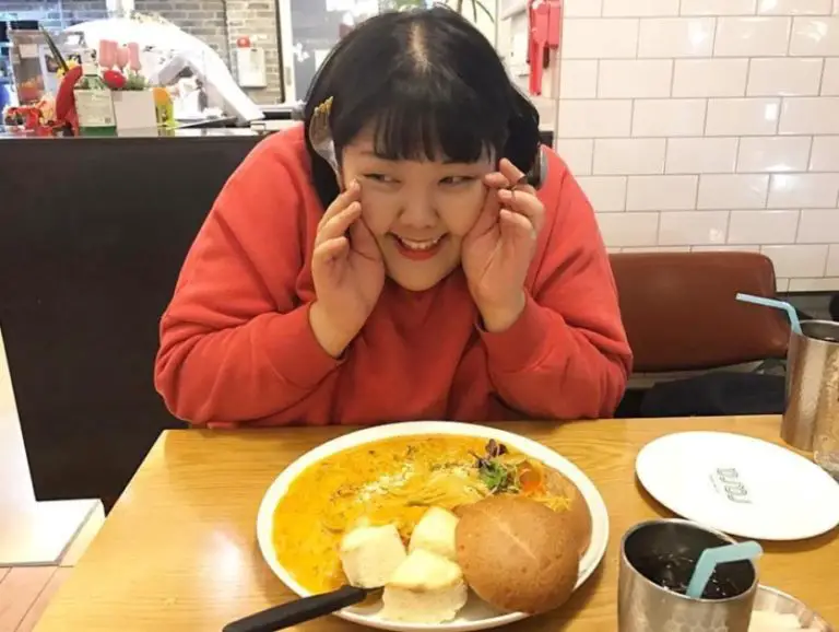 Mukbang YouTuber shocks everyone with her stunning weight-loss ...