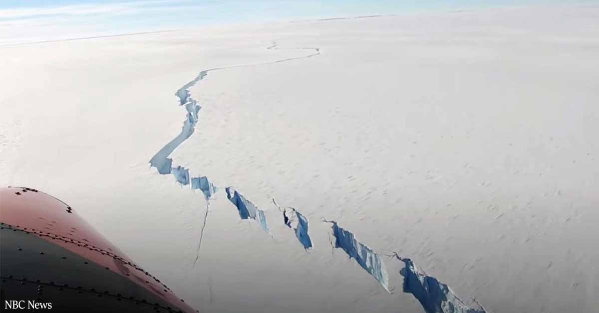 Massive iceberg breaks off the Brunt Ice Shelf in Antarctica