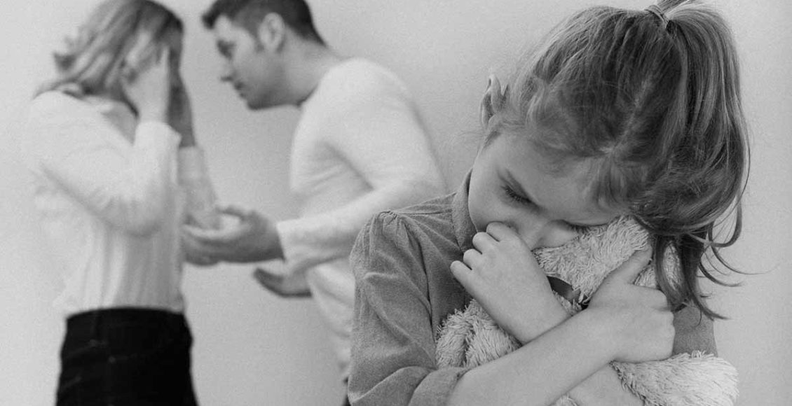 4 reasons why staying in an unhappy marriage "for the kids" is wrong