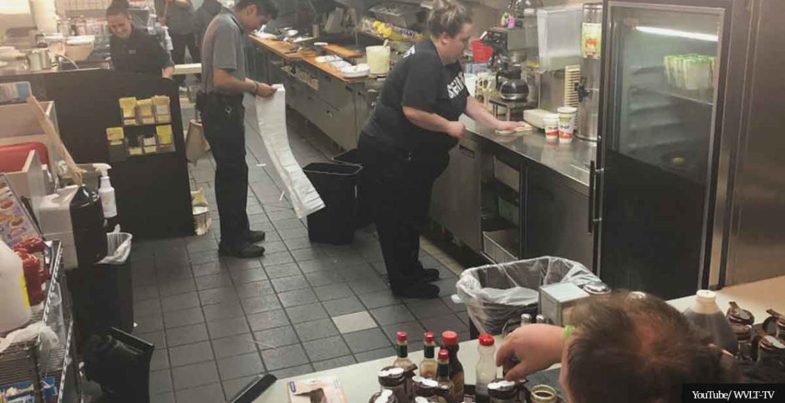 Police officers spent hours helping short-staffed Waffle House crew