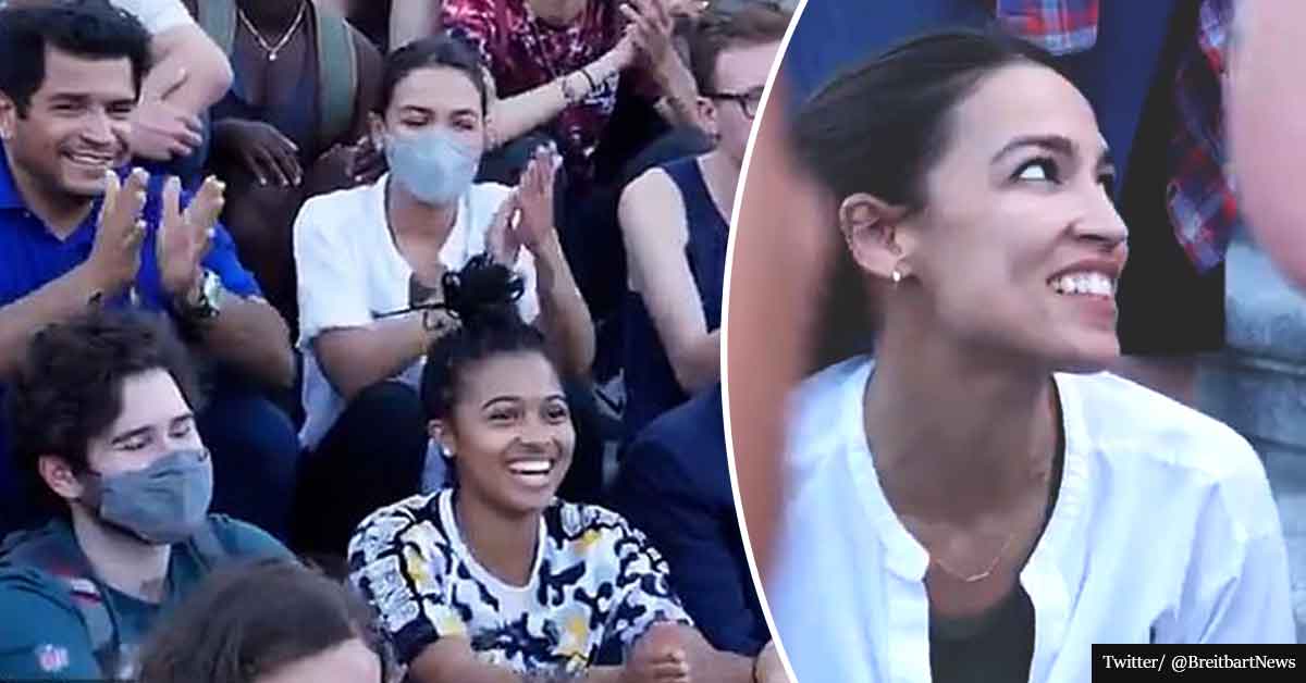VIDEO: Maskless Ocasio-Cortez Puts Mask On For Photo-Op, Then Takes It Off Right After